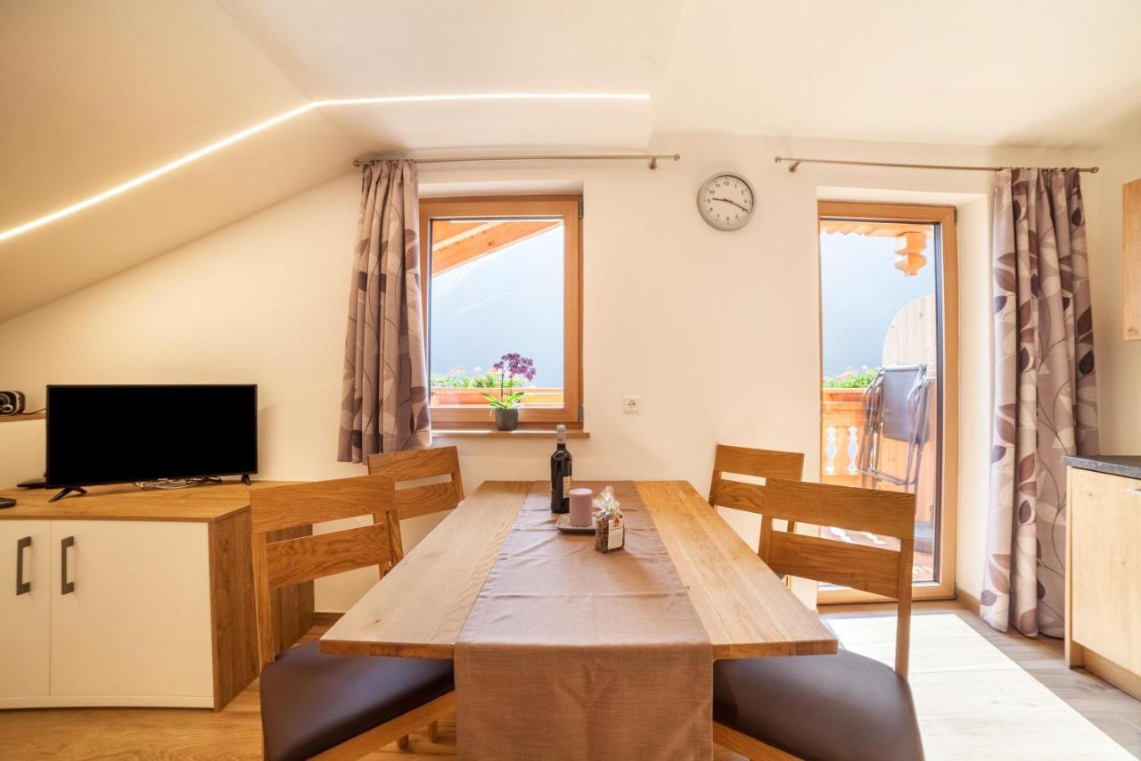 Innergasserhof Ferienwohnung Enzian サン・マルティーノ エクステリア 写真